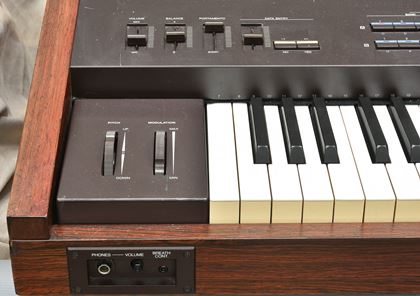 Yamaha-DX-1 ultimate FM synth- poly AT etc